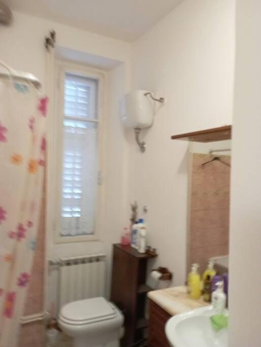 Appartamento In Centro Storico Trieste Ngoại thất bức ảnh
