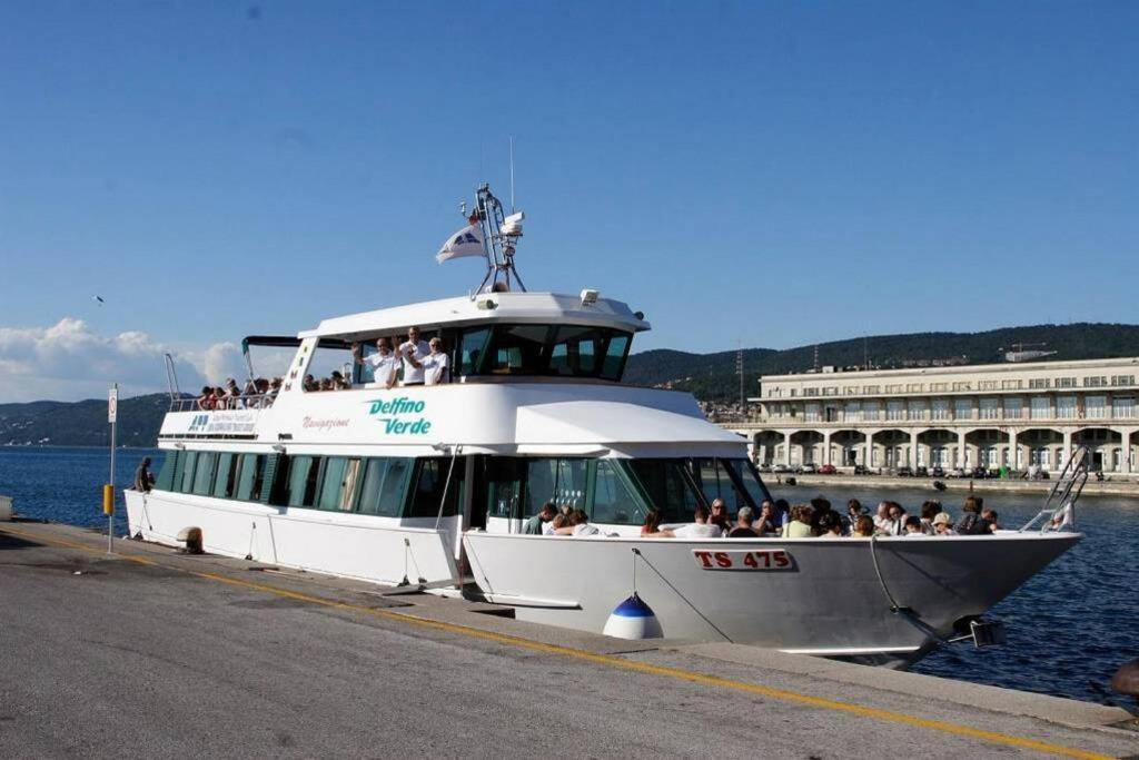 Appartamento In Centro Storico Trieste Ngoại thất bức ảnh