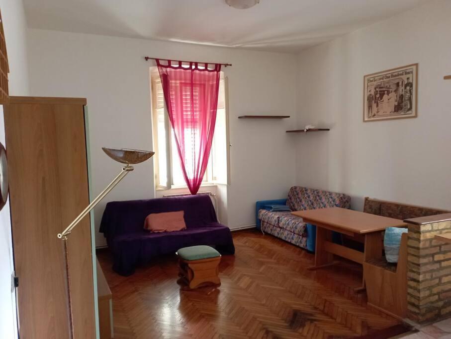 Appartamento In Centro Storico Trieste Ngoại thất bức ảnh